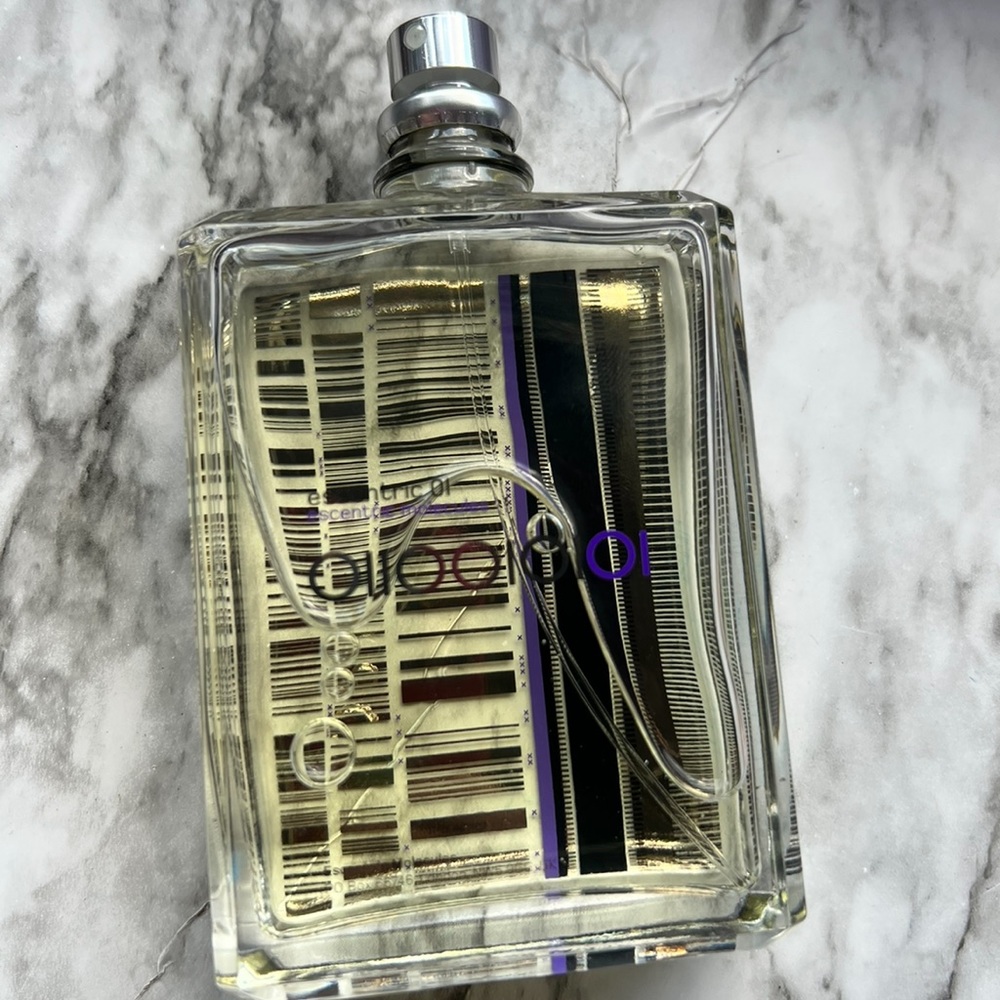 Escentric Molecules 01 perfume